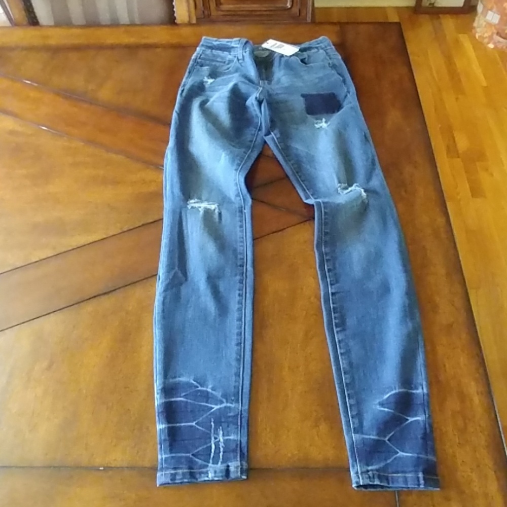 NEW TRENDY COMFORTABLE TRACTRBLU JEANS